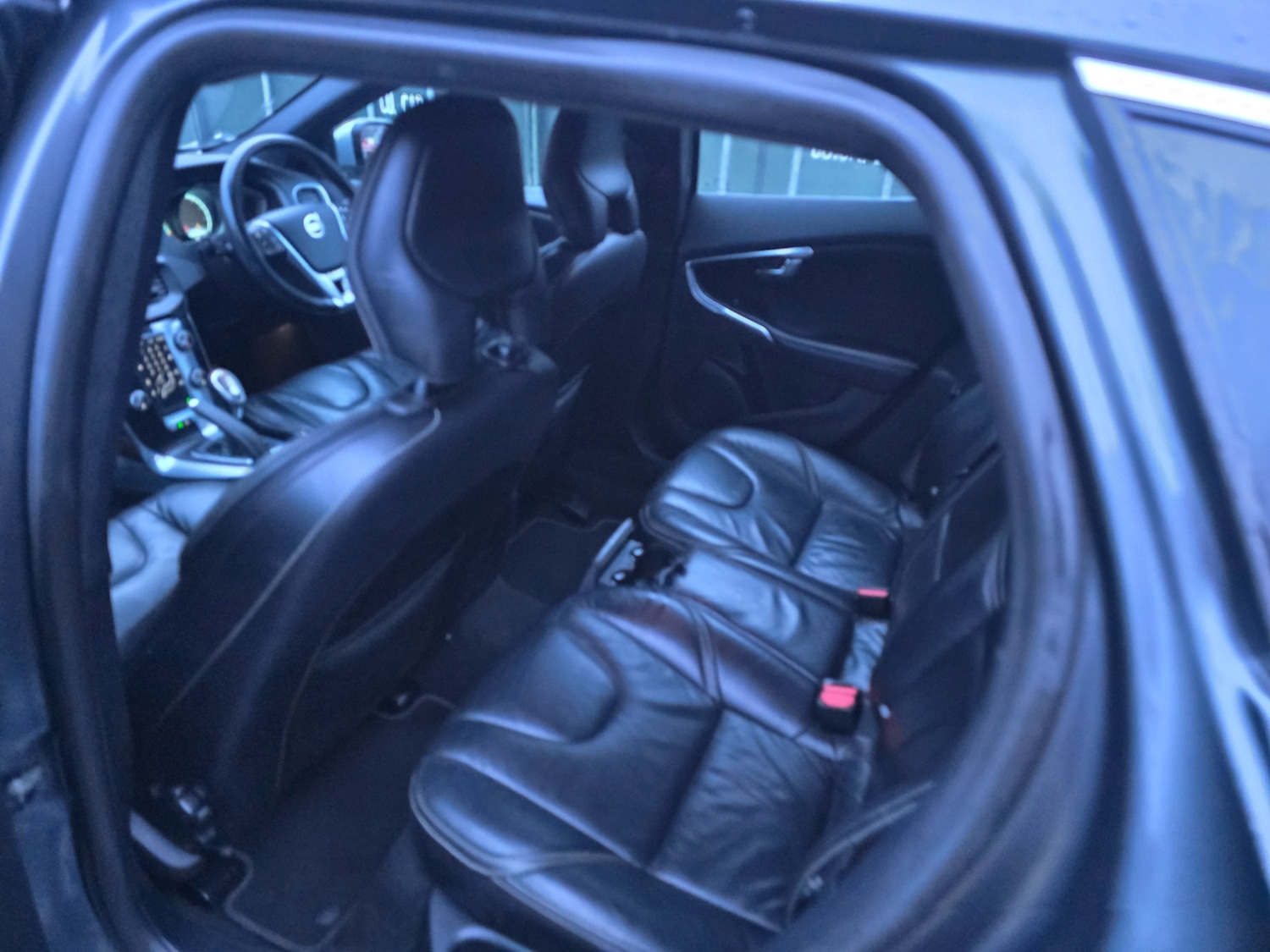 Used Volvo V40 2013 for sale - 76560120: Photo 8