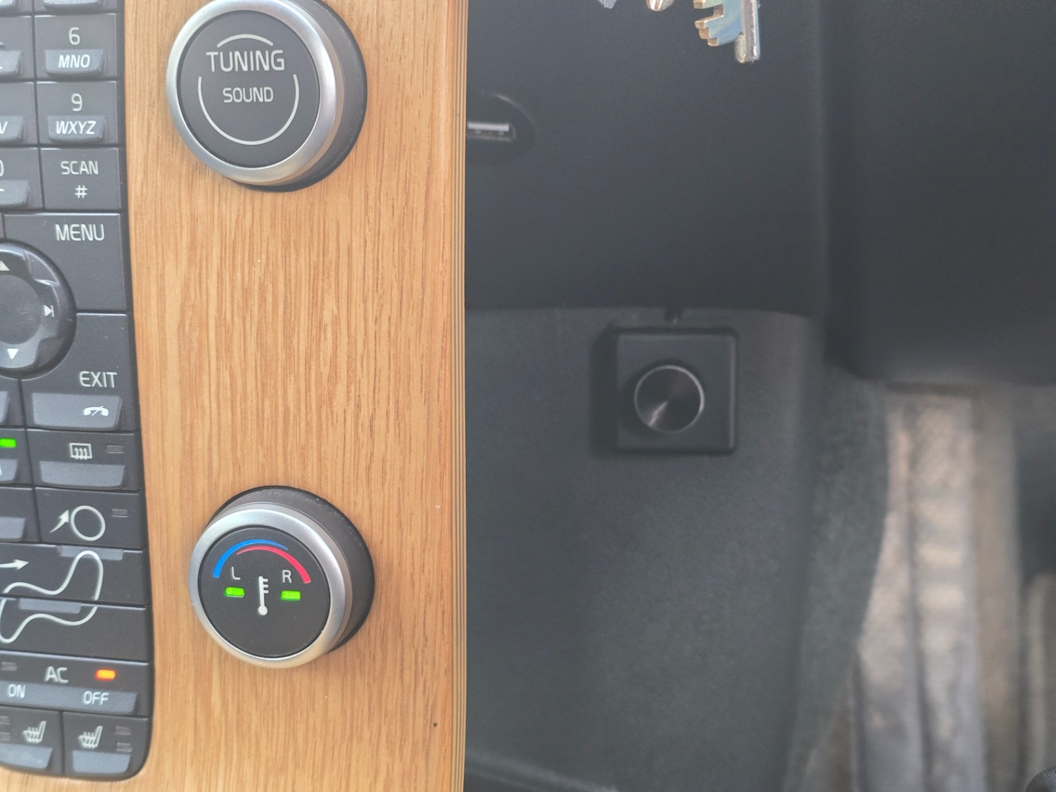 Used Volvo C70 2010 for sale - 76092222: Photo 20