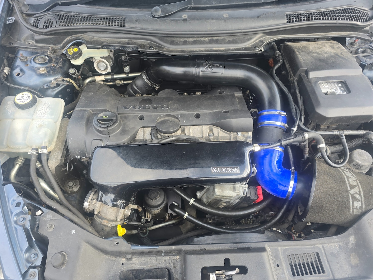 Used Volvo C70 2010 for sale - 76092222: Photo 8