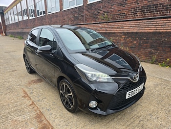 2015 (65) - 1.33 VVT-i Sport 5dr