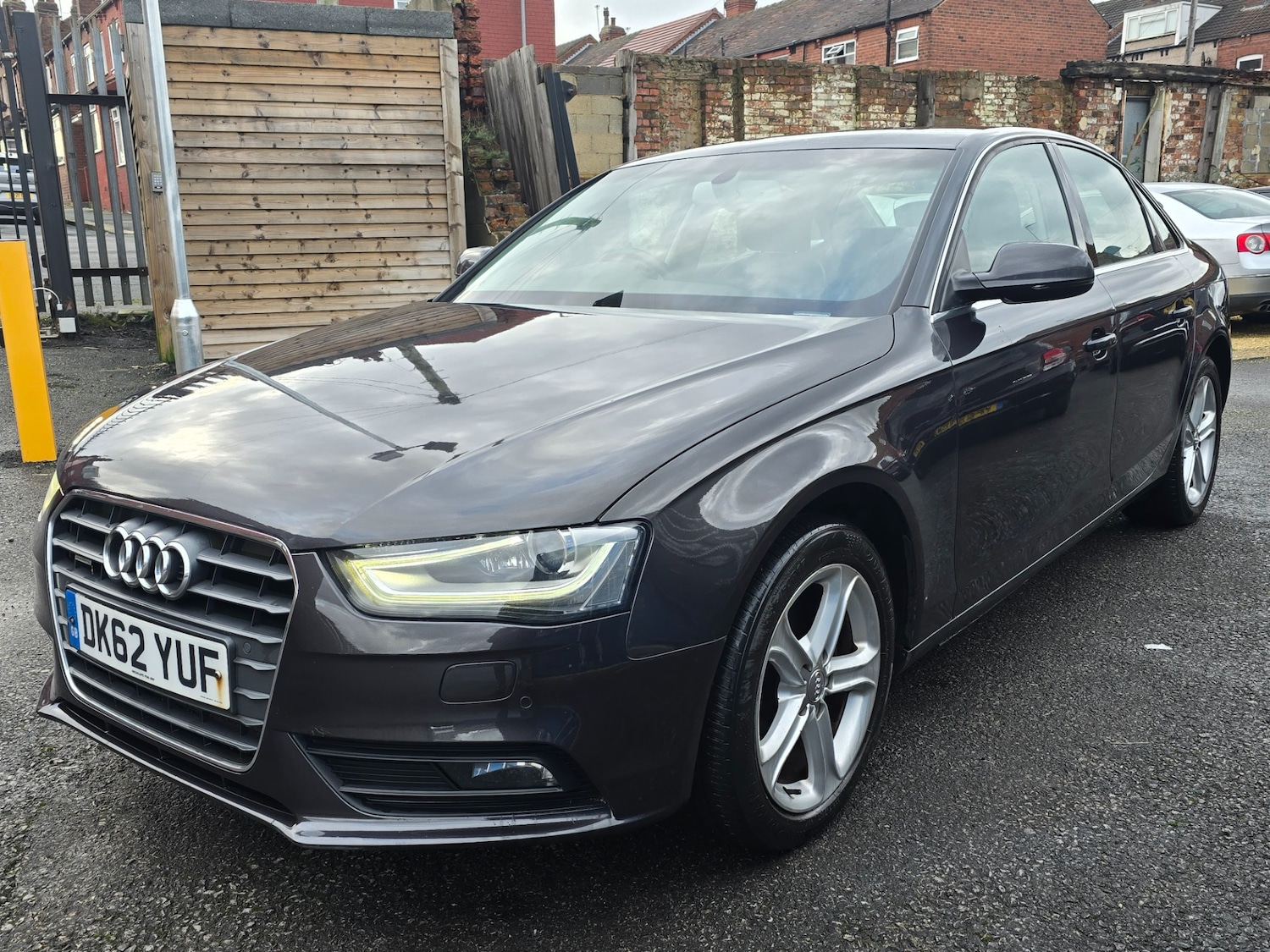 Used Audi A4 2012 for sale - 77264577: Photo 2