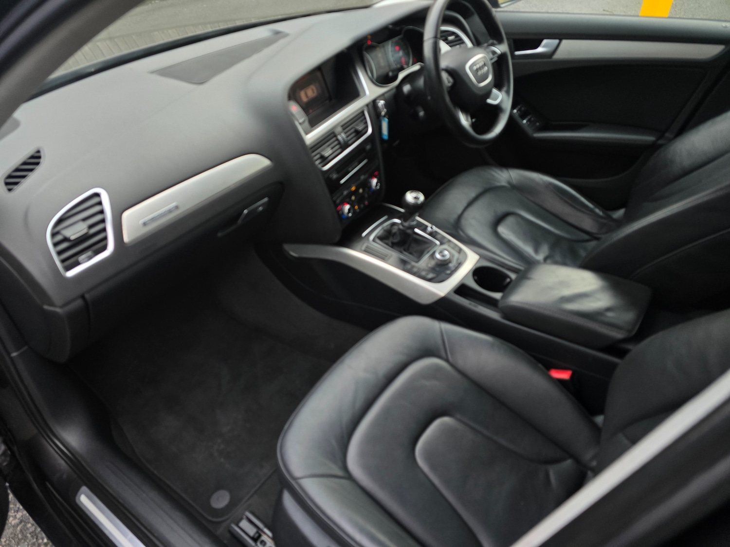 Used Audi A4 2012 for sale - 77264577: Photo 9