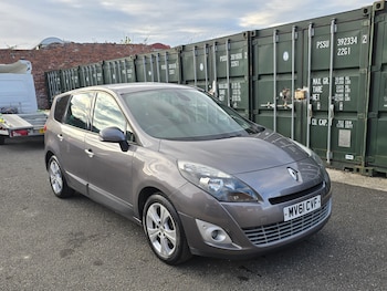 Renault Grand Scenic feature image