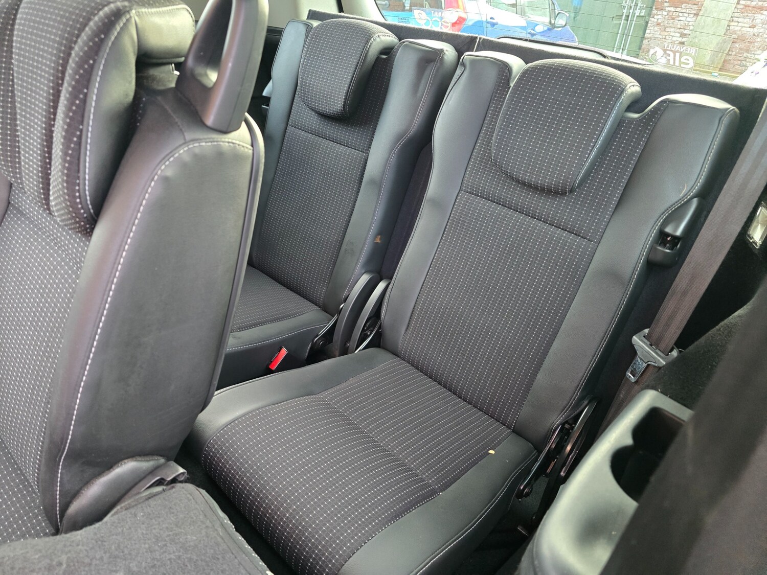 Used Renault Grand Scenic 2011 for sale - 78213295: Photo 29