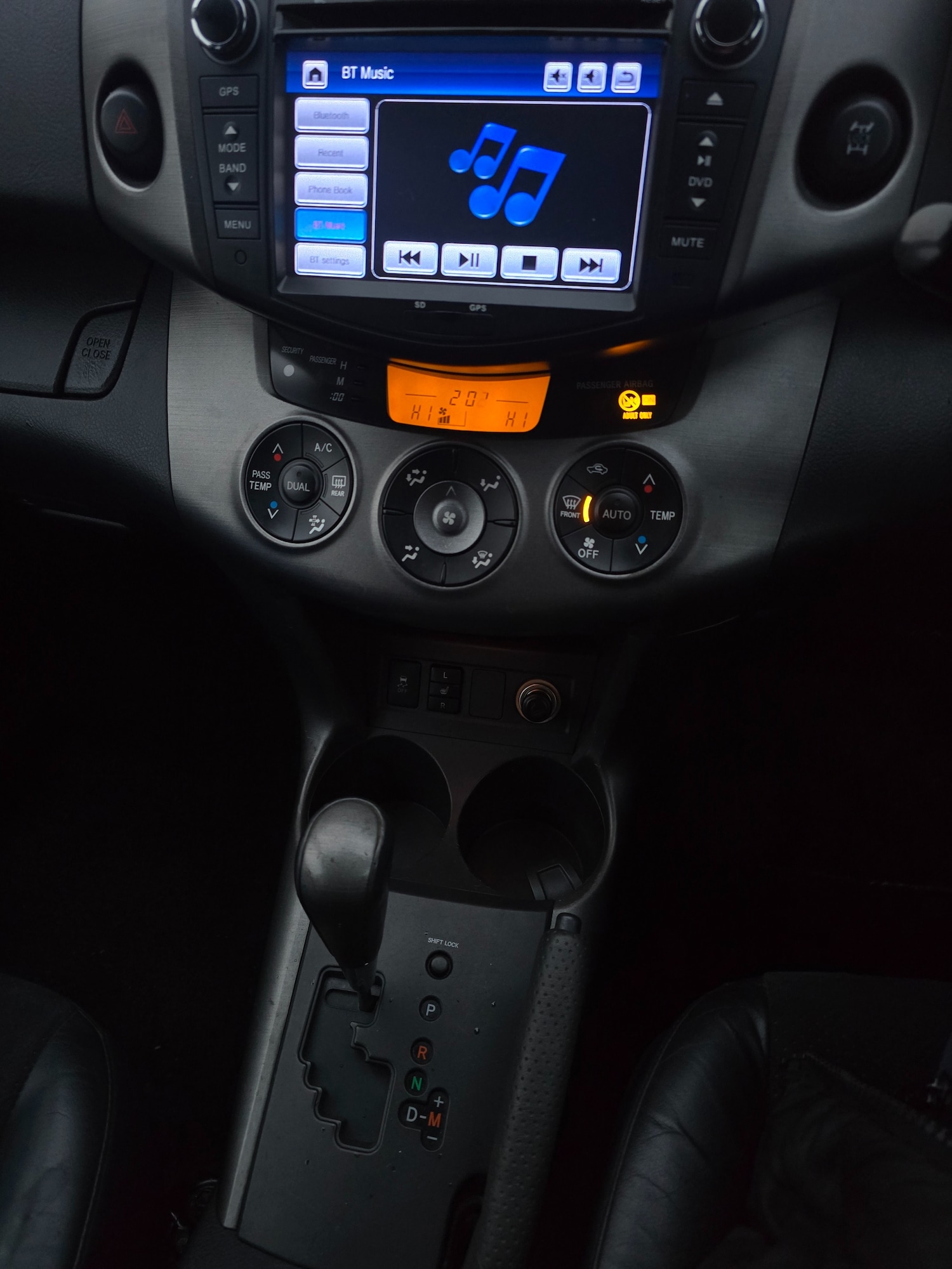 Used Toyota RAV4 2010 for sale - 77522371: Photo 14