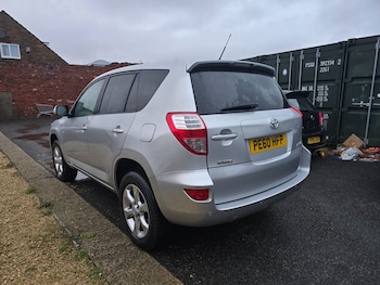 Used Toyota RAV4 2010 for sale - 77522371: Photo