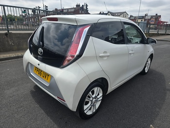 Used Toyota AYGO 2017 for sale - 78904945: Photo