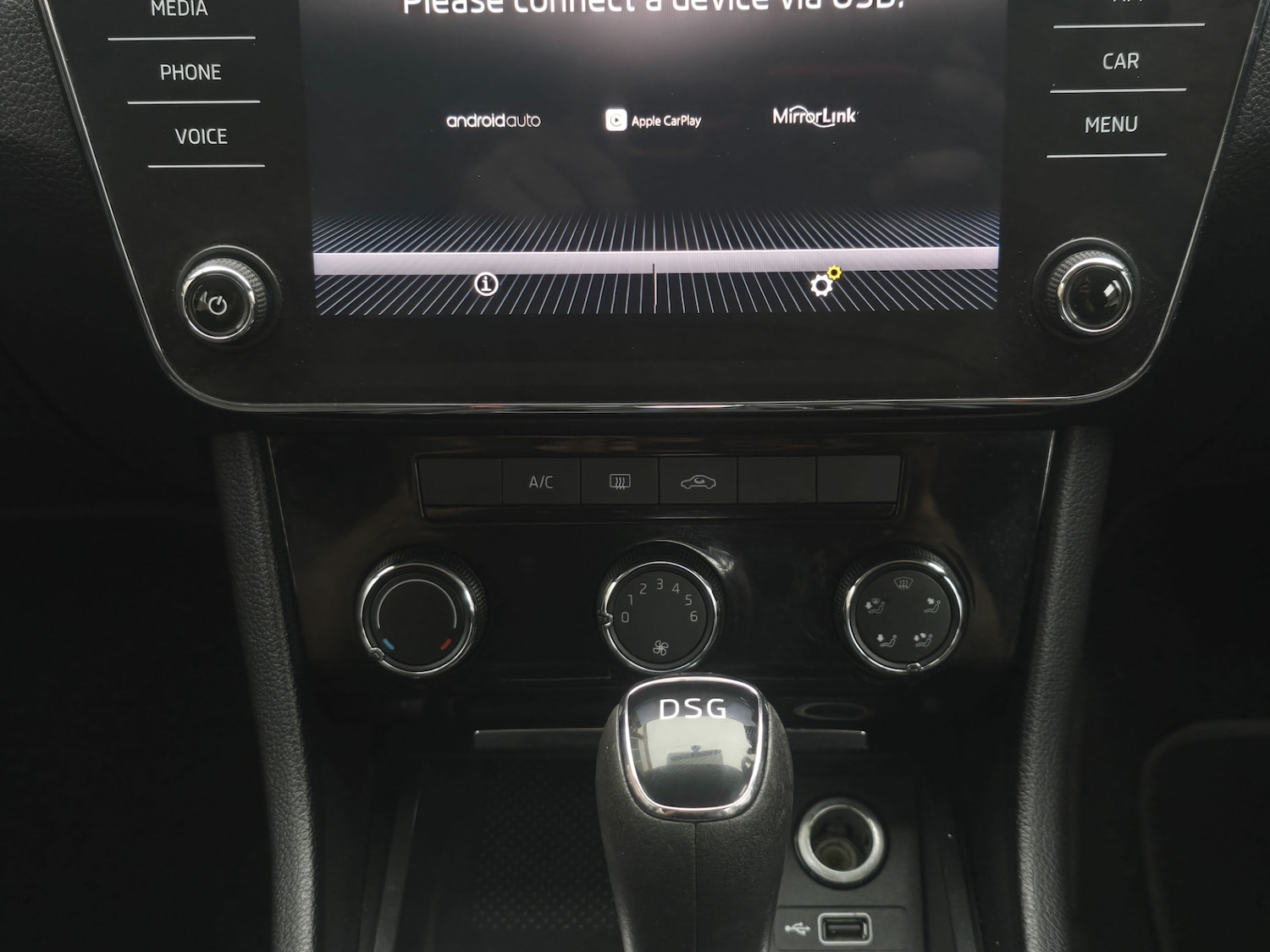 Used Skoda Superb 2020 for sale - 76156499: Photo 15