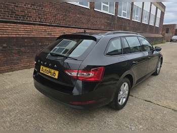 Used Skoda Superb 2020 for sale - 76156499: Photo