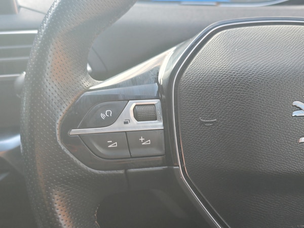 Used Peugeot 3008 2017 for sale - 74950117: Photo 28