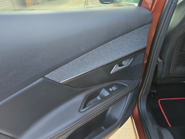 Used Peugeot 3008 2017 for sale - 74950117: Photo 32