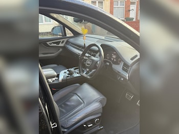 Used Audi Q7 2017 for sale - 76466666: Photo