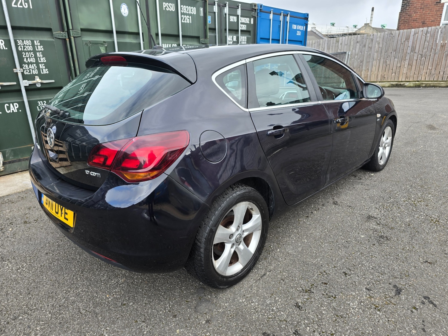 Used Vauxhall Astra 2011 for sale - 78067049: Photo 4