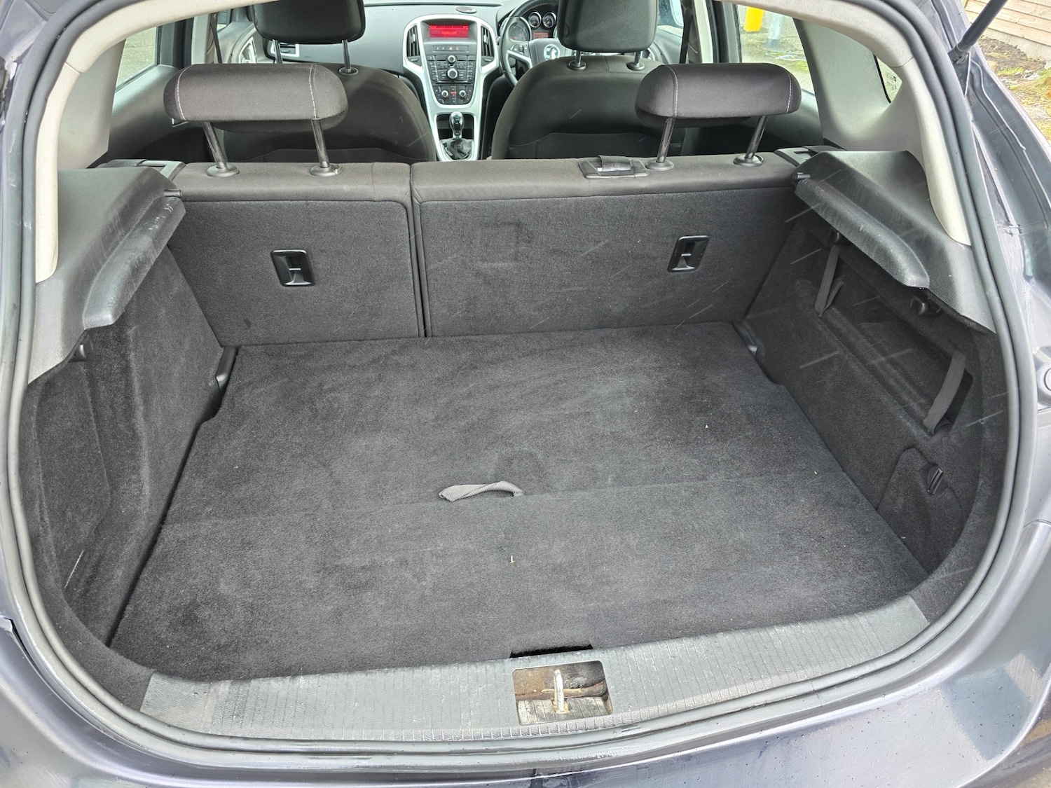 Used Vauxhall Astra 2011 for sale - 78067049: Photo 7