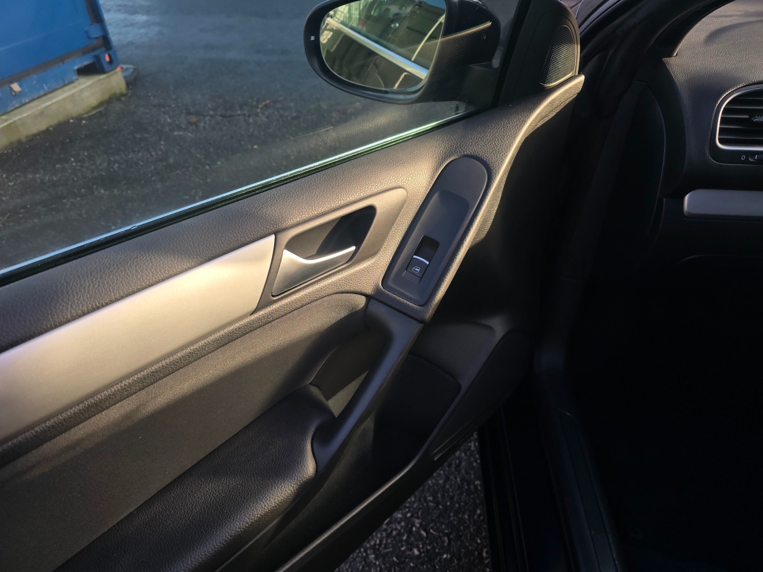 Used Volkswagen Golf 2012 for sale - 77210821: Photo 16