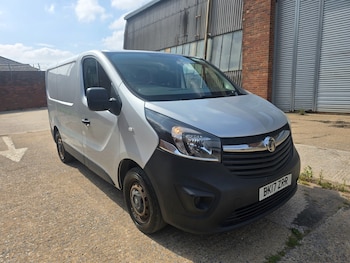 Used Vauxhall Vivaro 2017 for sale - 75355456: Photo