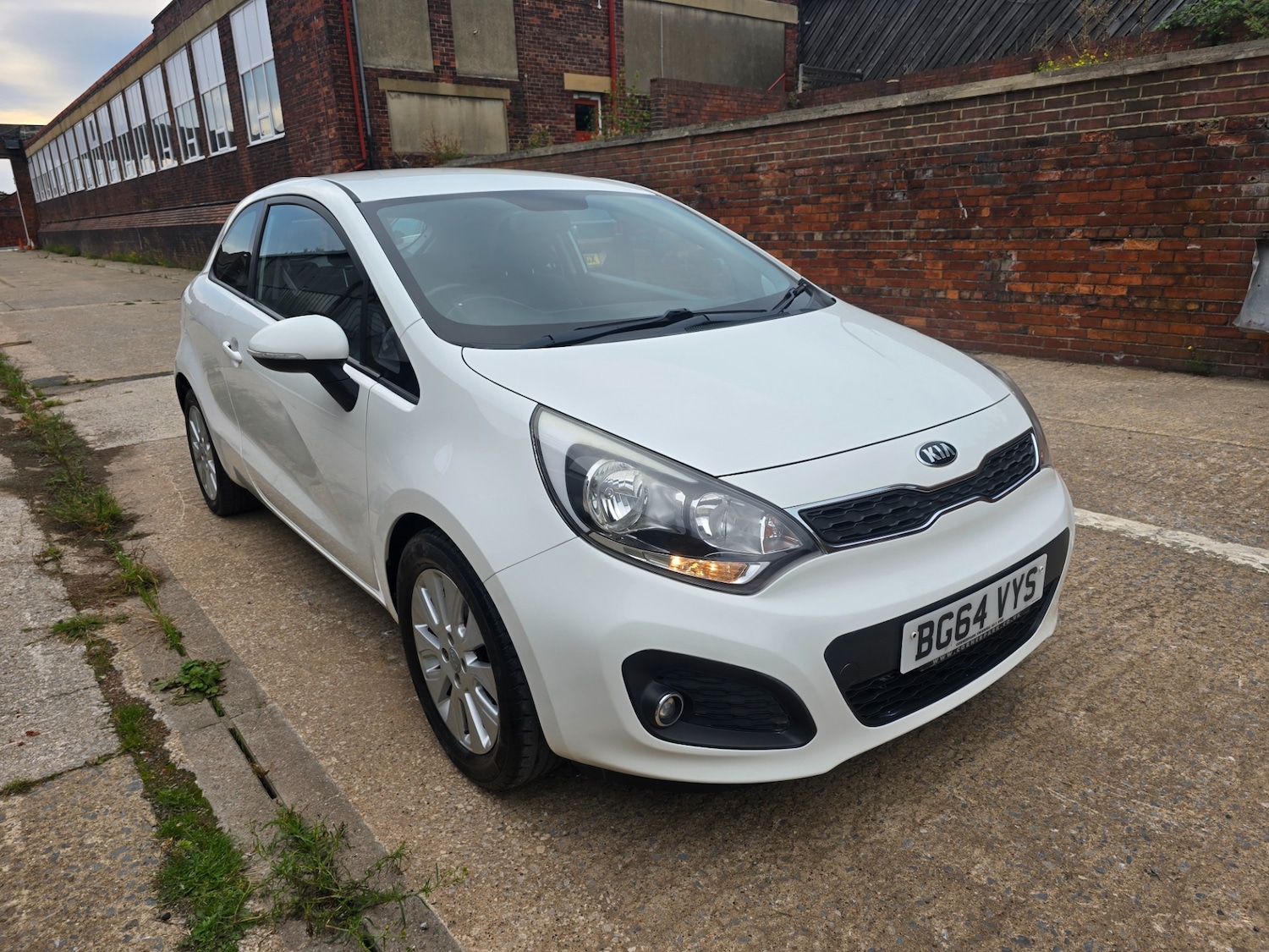 Used Kia Rio 2014 for sale - 76156574: Photo 1