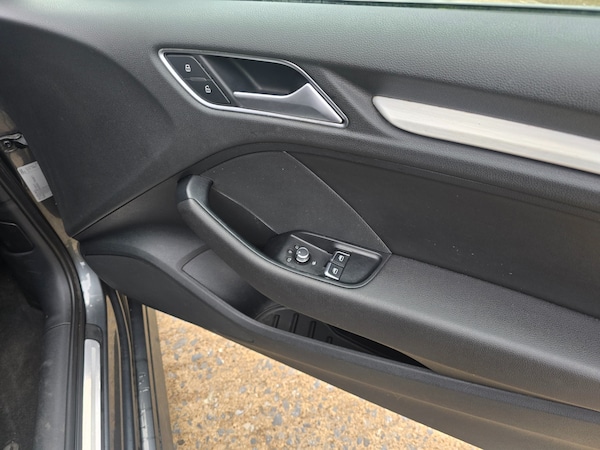 Used Audi A3 2014 for sale - 76018272: Photo 7