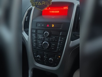 Used Vauxhall Astra 2013 for sale - 77919023: Photo