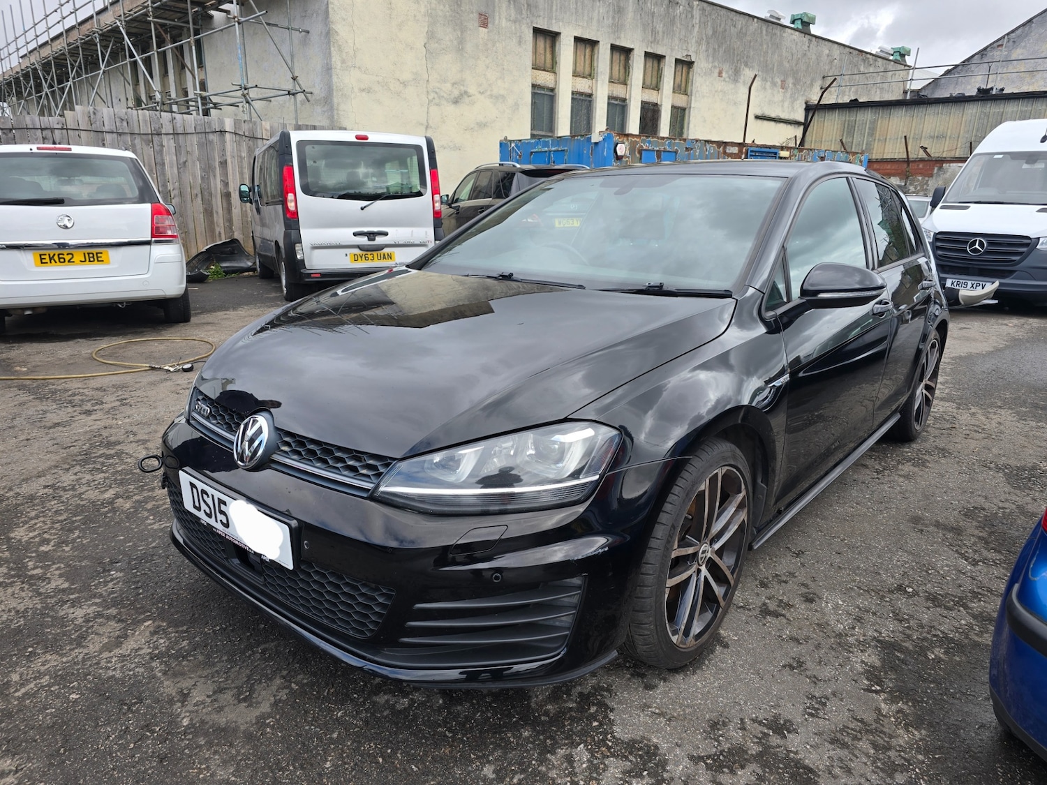 Used Volkswagen Golf 2015 for sale - 78131882: Photo 2