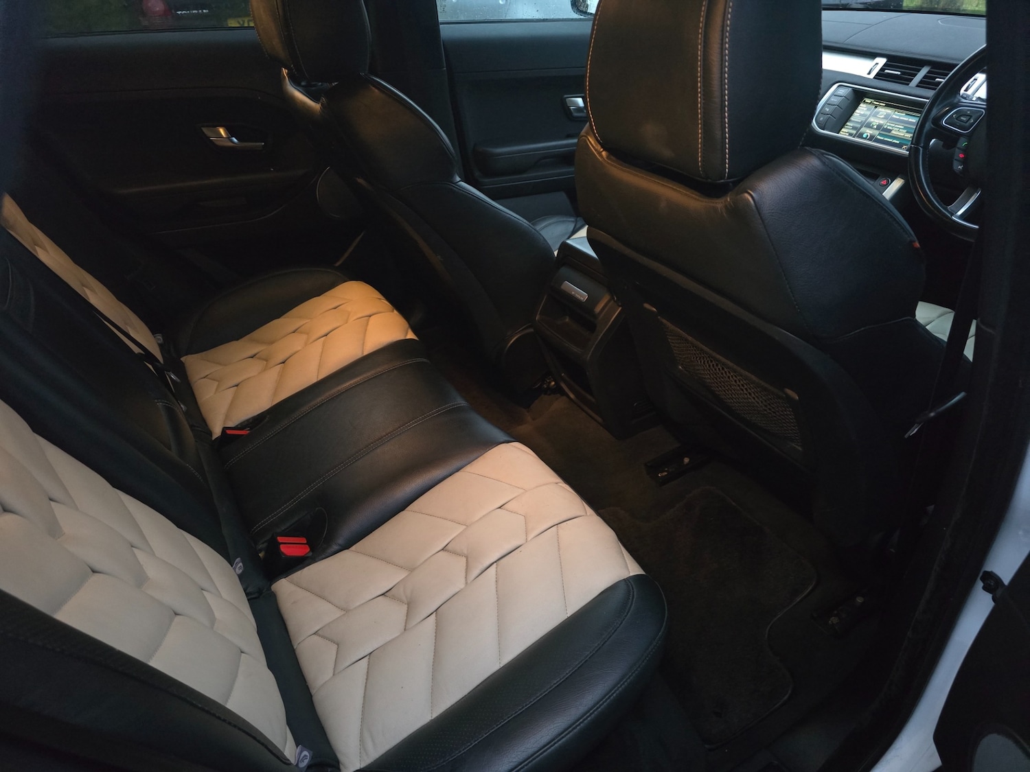 Used Land Rover Range Rover Evoque 2015 for sale - 76560095: Photo 6