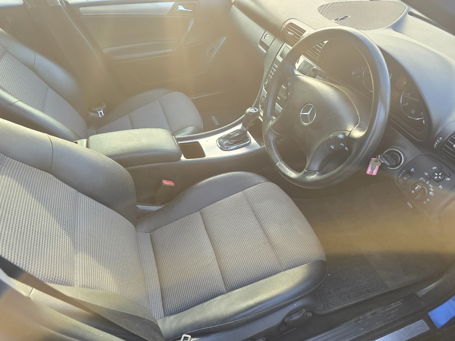 Used Mercedes-Benz C Class 2005 for sale - 77211264: Photo 5