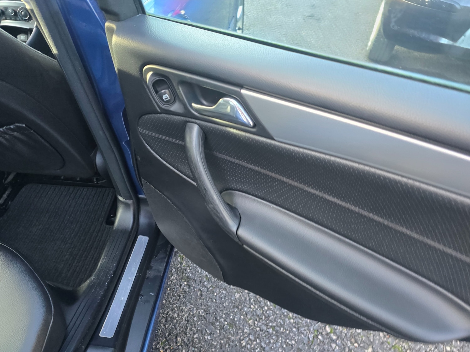 Used Mercedes-Benz C Class 2005 for sale - 77211264: Photo 7