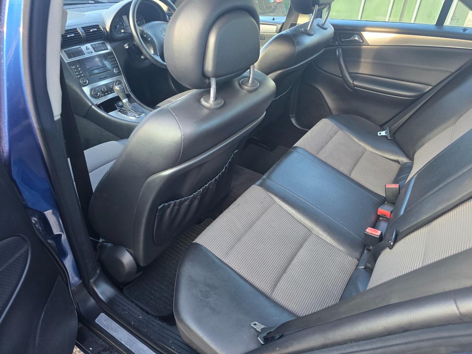 Used Mercedes-Benz C Class 2005 for sale - 77211264: Photo 9