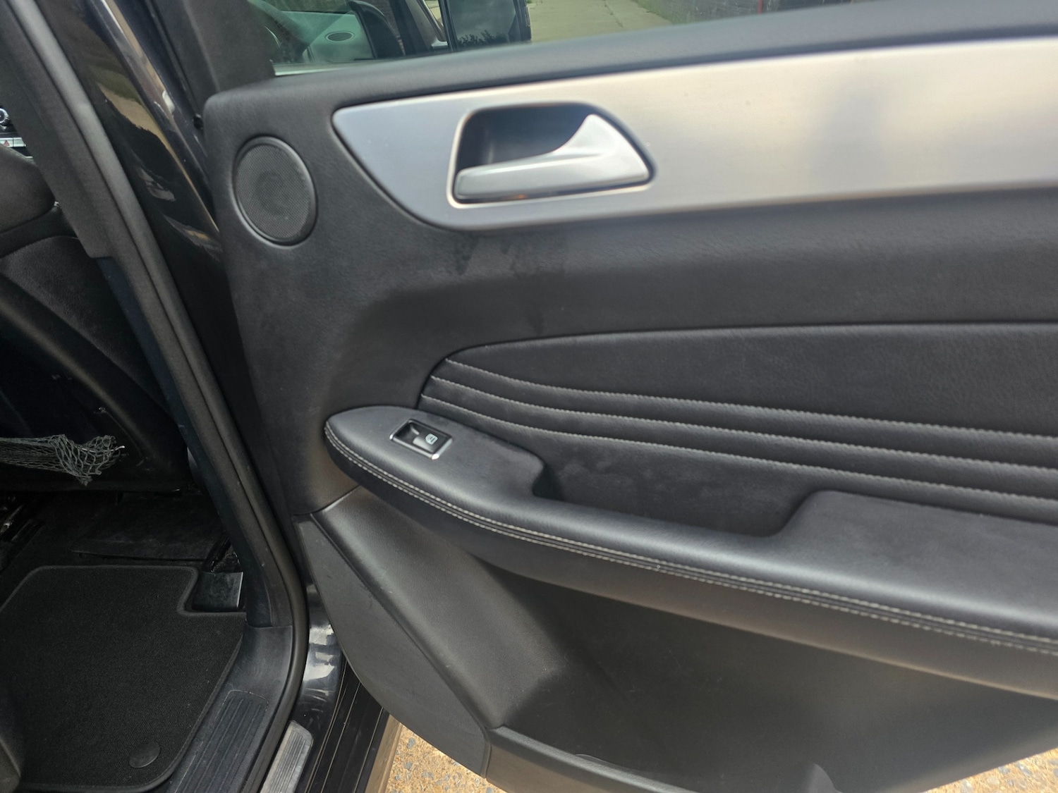 Used Mercedes-Benz M Class 2013 for sale - 64307862: Photo 28