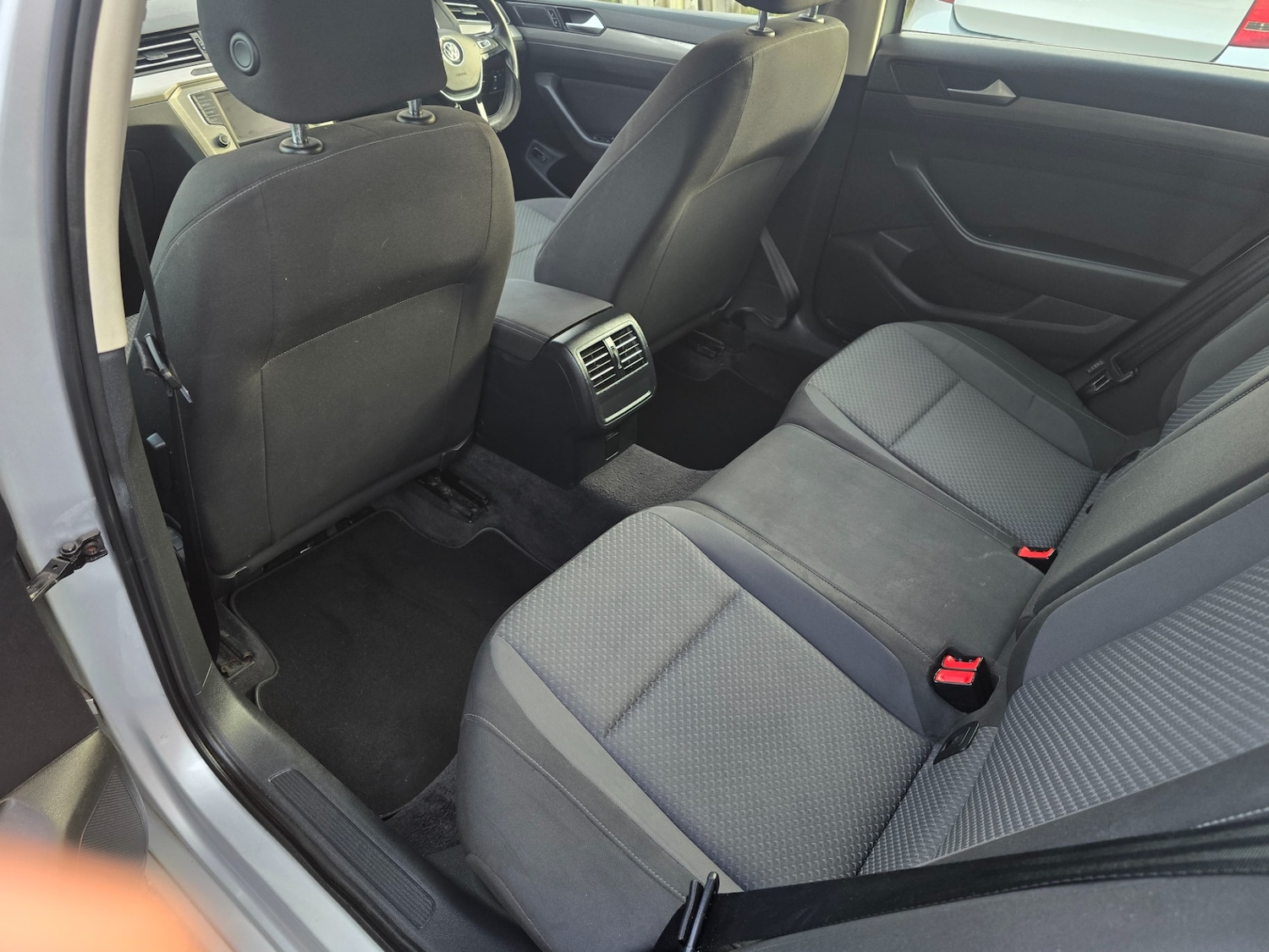 Used Volkswagen Passat 2015 for sale - 77196673: Photo 11