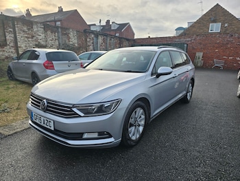 Used Volkswagen Passat 2015 for sale - 77196673: Photo