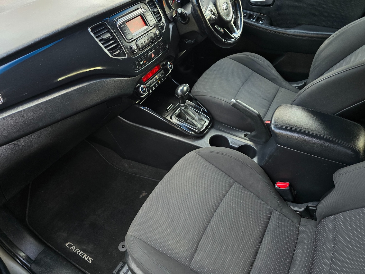 Used Kia Carens 2014 for sale - 76314059: Photo 11