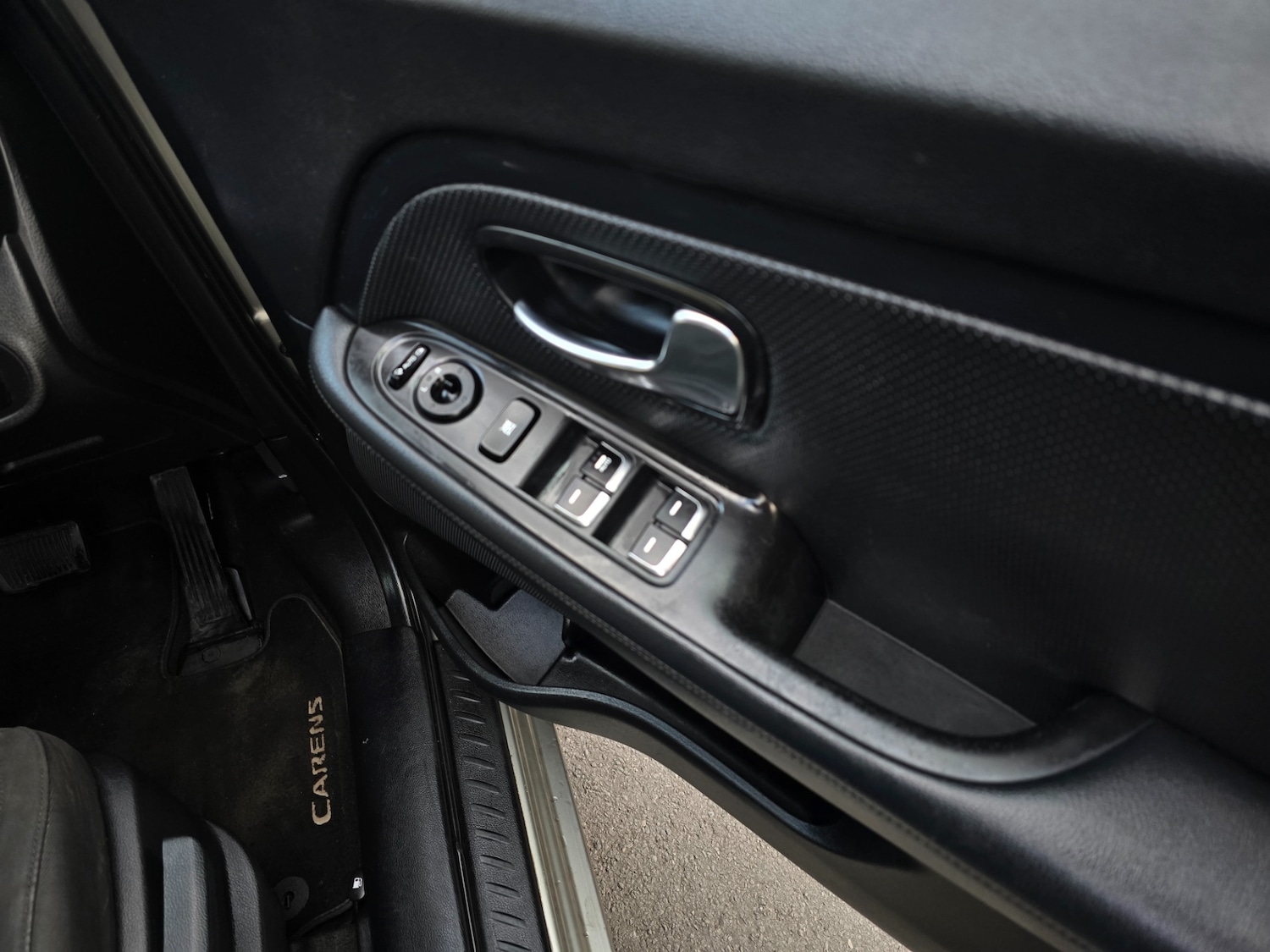 Used Kia Carens 2014 for sale - 76314059: Photo 17