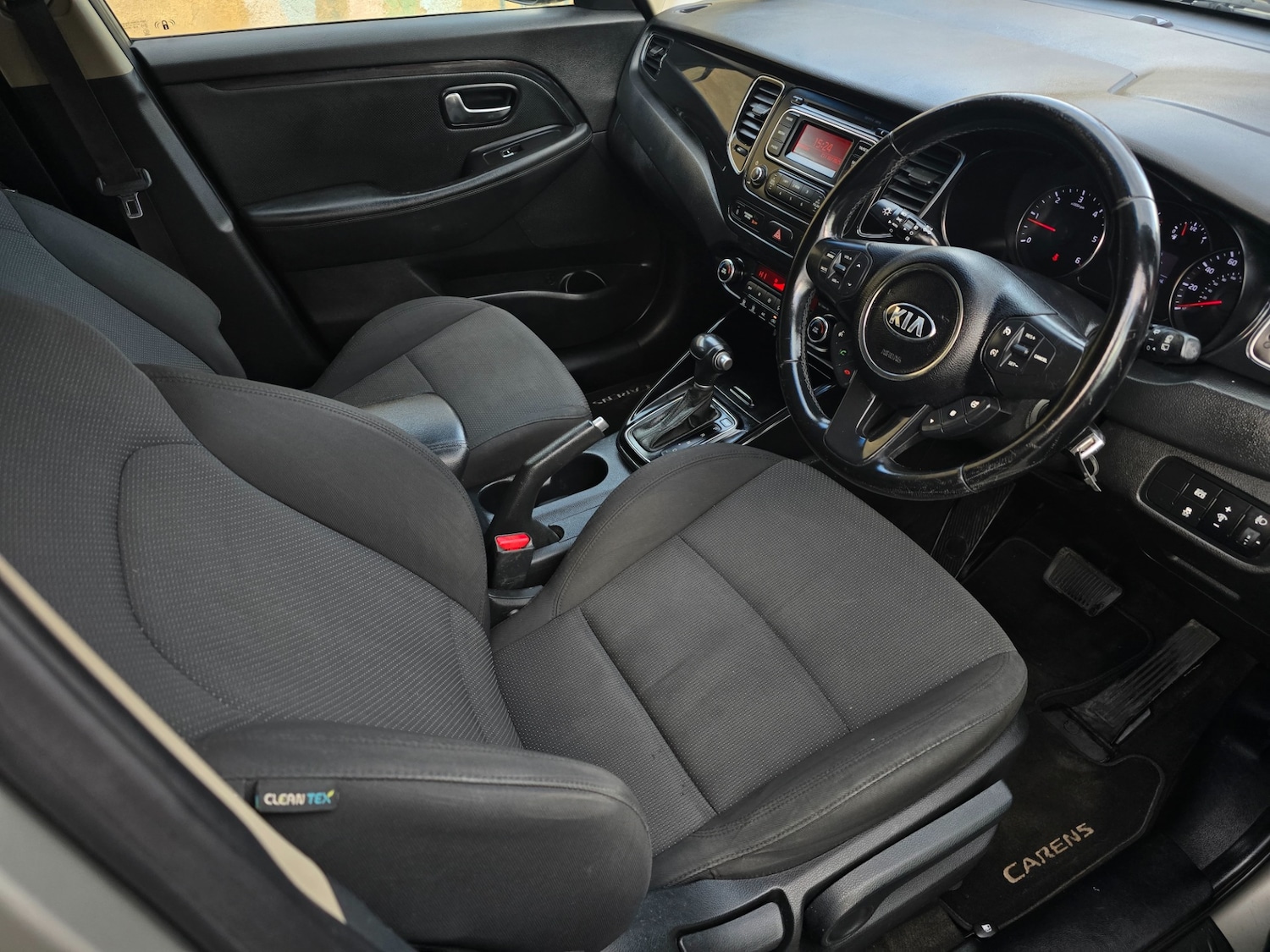 Used Kia Carens 2014 for sale - 76314059: Photo 18