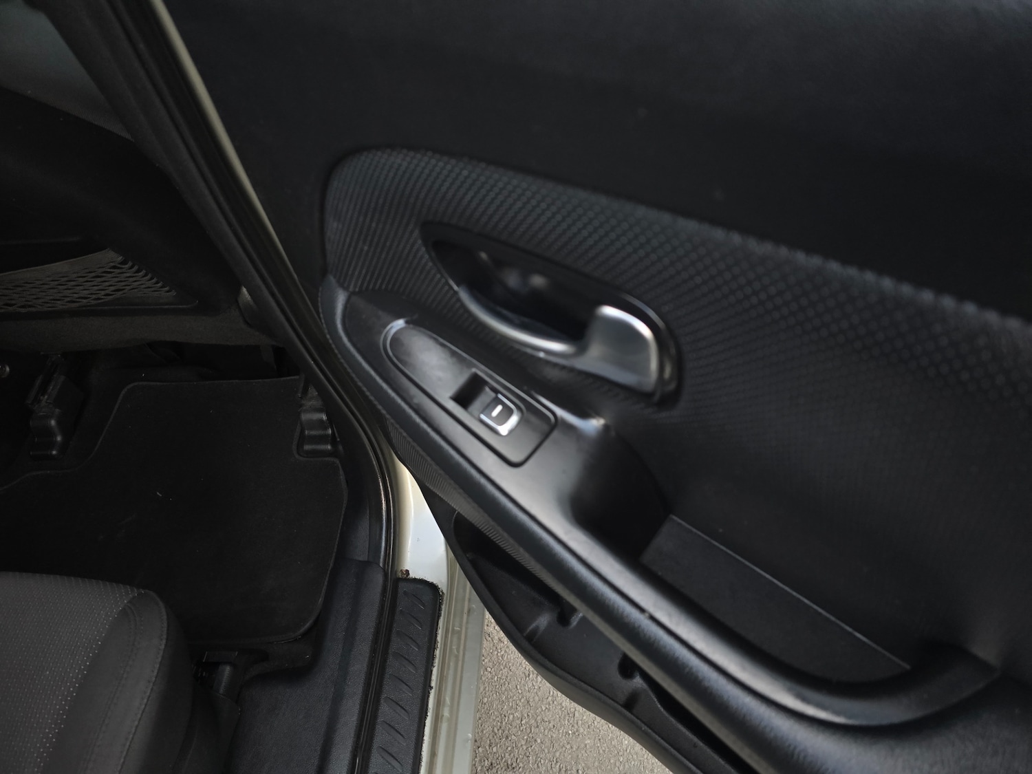 Used Kia Carens 2014 for sale - 76314059: Photo 19