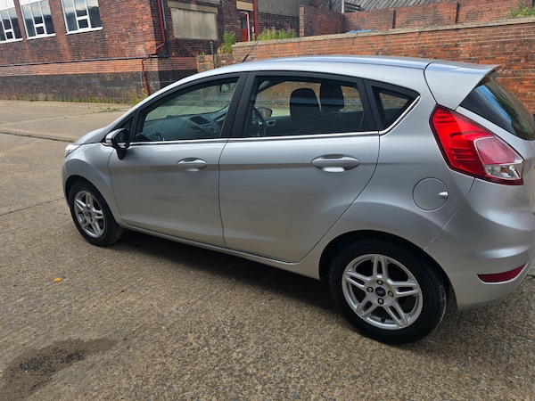 Used Ford Fiesta 2014 for sale - 73310546: Photo 5