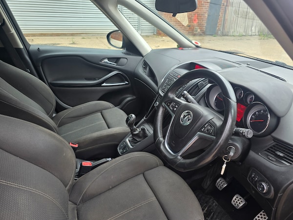 Used Vauxhall Zafira 2014 for sale - 75274109: Photo 8