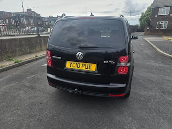 Used Volkswagen Touran 2010 for sale - 79105258: Photo
