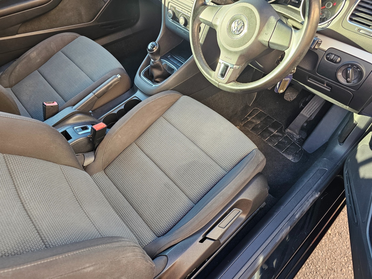 Used Volkswagen Golf 2012 for sale - 76000389: Photo 8