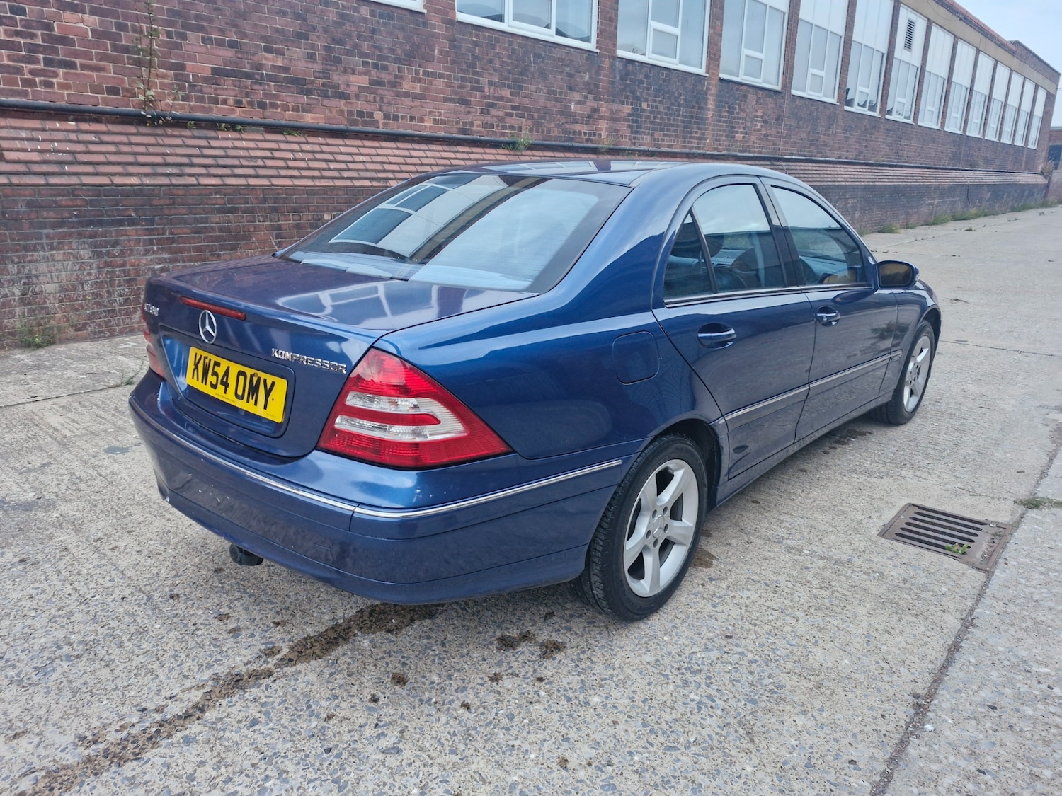 Used Mercedes-Benz C-Class 2005 for sale - 76093124: Photo 7