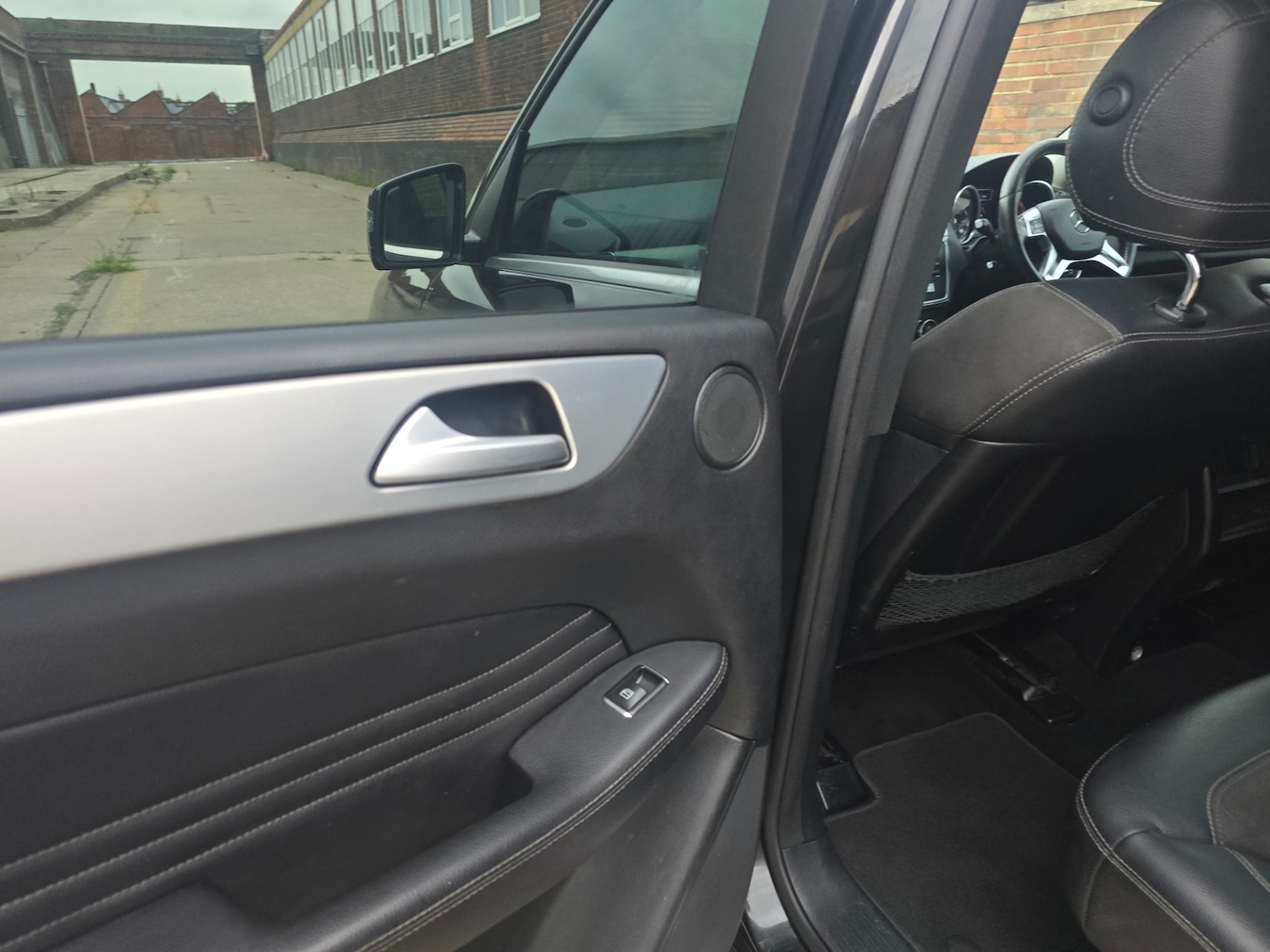 Used Mercedes-Benz M Class 2013 for sale - 77664951: Photo 26