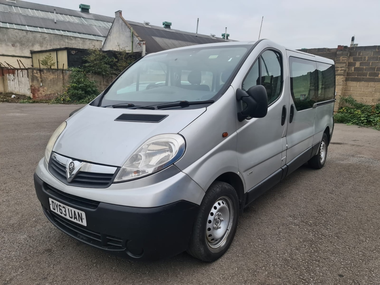 Used Vauxhall Vivaro 2013 for sale - 76277157: Photo 2
