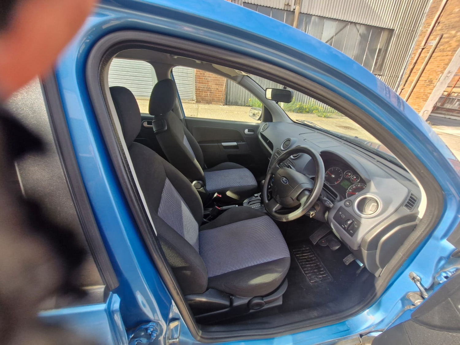 Used Ford Fusion 2010 for sale - 76128116: Photo 11