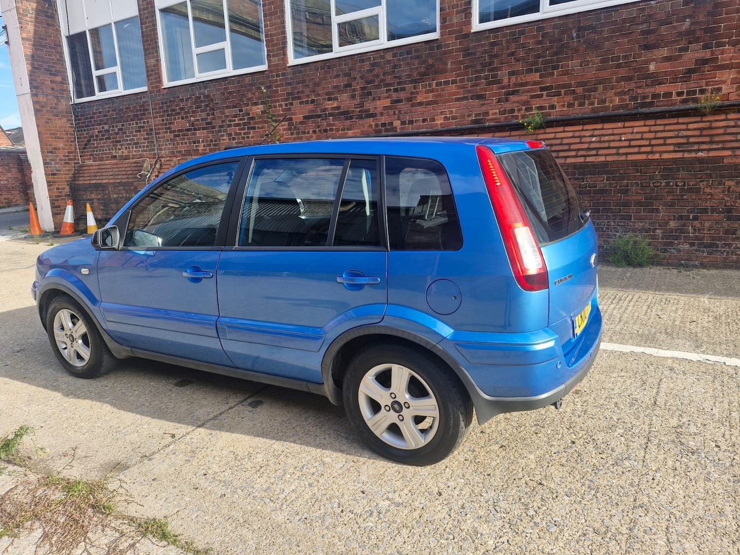 Used Ford Fusion 2010 for sale - 76128116: Photo 6