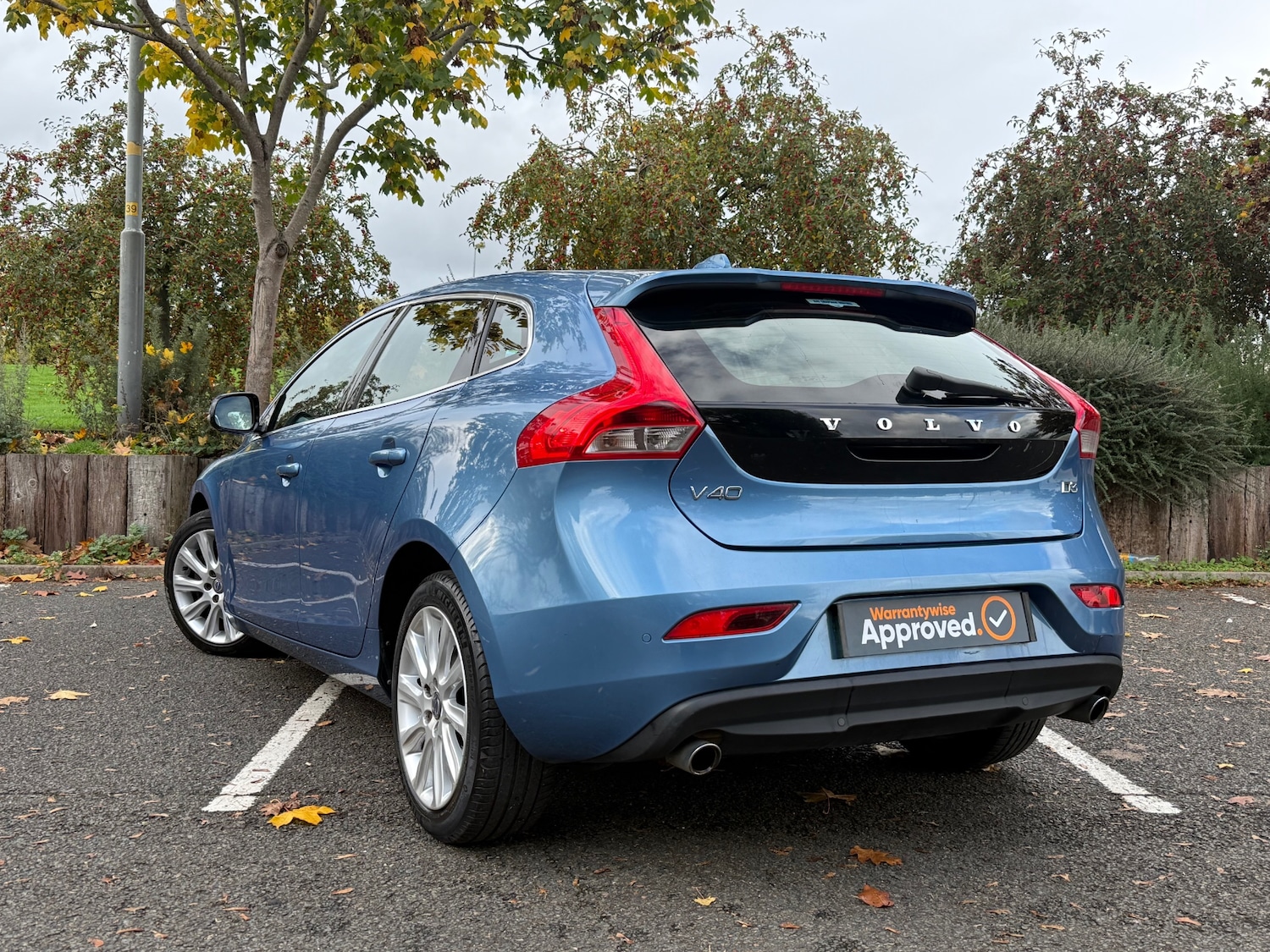 Used Volvo V40 2014 for sale - 76316703: Photo 8