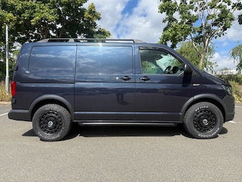 Used Volkswagen Transporter 2018 for sale - 75405683: Photo