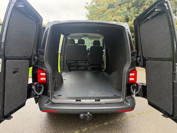 Used Volkswagen Transporter 2018 for sale - 75997089: Photo 10