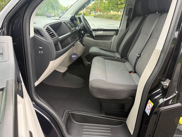 Used Volkswagen Transporter 2018 for sale - 75997089: Photo 9