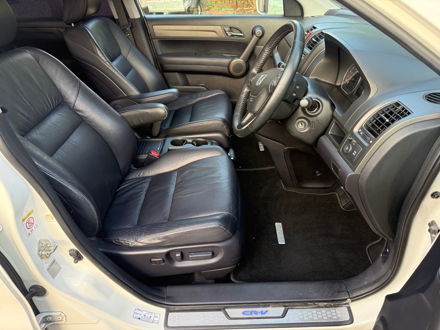 Used Honda CR-V 2011 for sale - 77078080: Photo 9