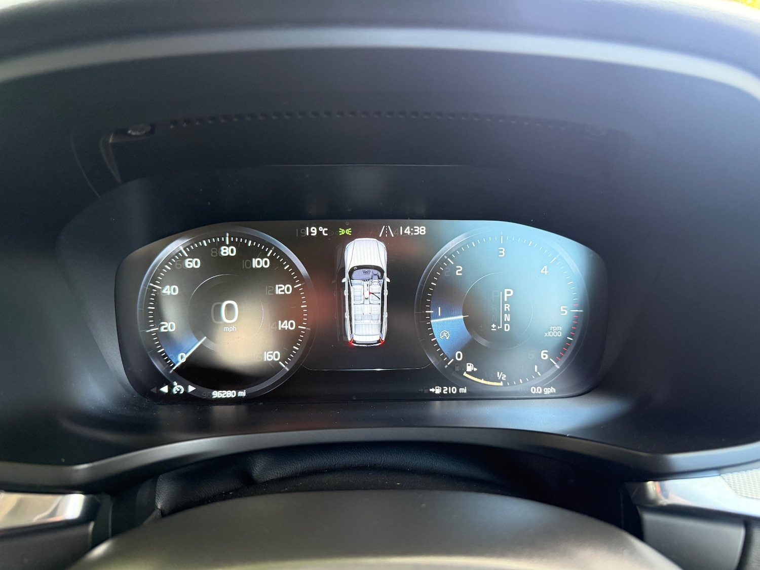 Used Volvo V60 2019 for sale - 76065699: Photo 14